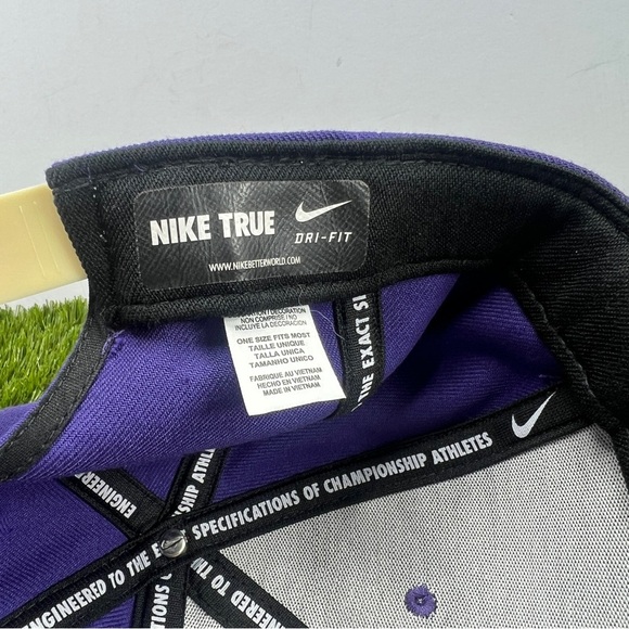 University of Washington Huskies Dawgs Nike True Dri-Fit  Hat Cap - Picture 6 of 7
